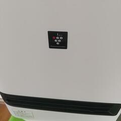 美品 SHARP シャープ セラミックファンヒーター HX-PK12-W 2022年製 暖房 加湿 空気清浄 の画像