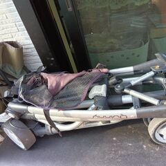 クイニーザップエキストラ ベビーカーの画像