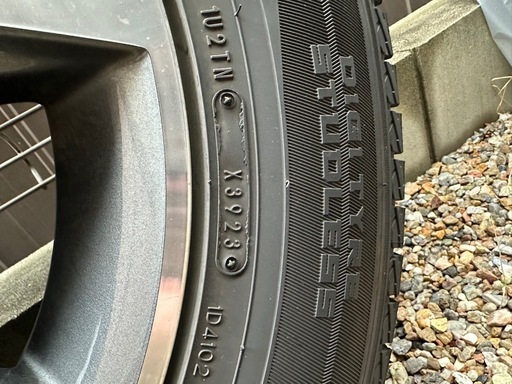ハイエース195/65R15 スタッドレスタイヤ 4本セット 純正ホイール 付
