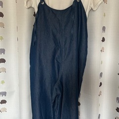 女子服の画像