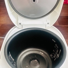 炊飯器の画像