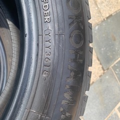215/60R17 スタッドレスタイヤの画像