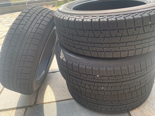 215/60R17 スタッドレスタイヤ