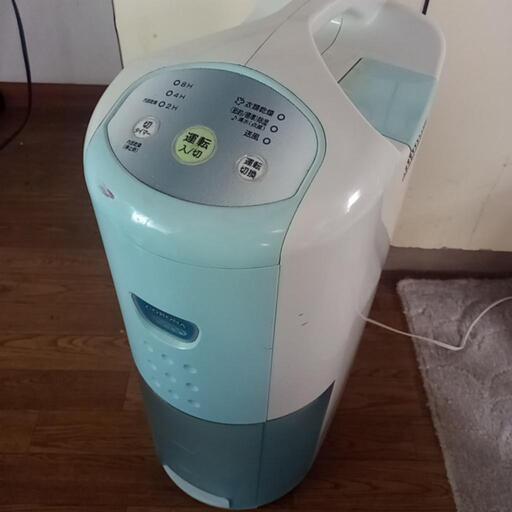CORONA製 除湿機