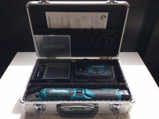 【一度使用の未使用に近い良品】　ｍakita/マキタ　7.2Ｖ 充電式ペンインパクトドライバ　TD022DSHX　バッテリ×2本＋充電器＋ケース付』