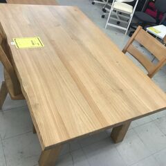 ダイニングセット　幅(W)1655mm × 奥行(D)940mm × 高さ(H)700mm