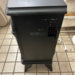 ニトリ　暖炉型ファンヒーター　2017年製の画像