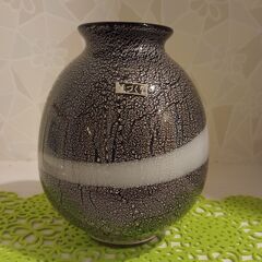 オシャレ手作りガラス花瓶　壺　（上越クリスタル）中古品