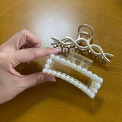 ヘアクリップ２つセット　パール　マットの画像