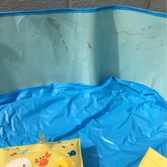 家庭用ビニールプール 水遊び 折りたたみ 空気入れ不要 収納便利 の画像