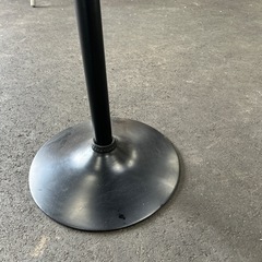 丸テーブル　　ガス圧縮昇降式
の画像