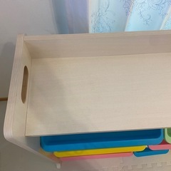 おもちゃ整理棚の画像