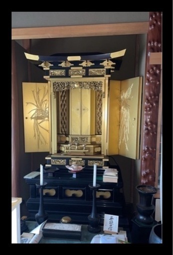 黒檀・金泊張りお
仏壇一式