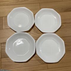 ヤマザキ春のパンまつり　食器３種13枚セットの画像