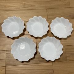 ヤマザキ春のパンまつり　食器３種13枚セットの画像