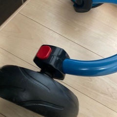 子供用　三輪車　ストライダーの画像
