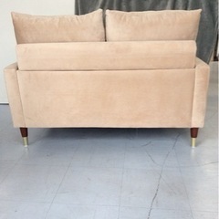 【値下げしました】2人掛けソファ　（全体幅115.5㎝×奥行75㎝×高さ80㎝）脚木製　クション　LOWYAベルベット調　no2924の画像