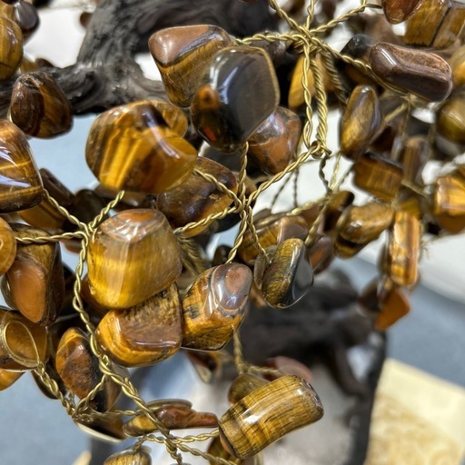 タイガーアイ 虎目石 土台アメジスト 金のなる木