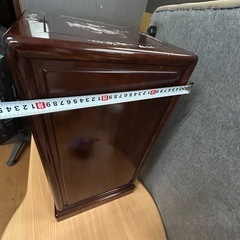 小型チェストの画像