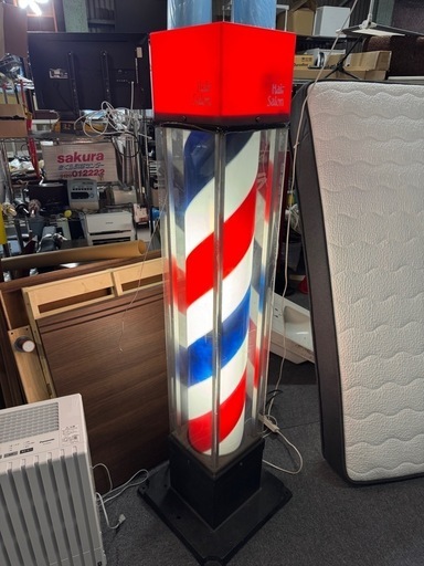 床屋さん サインポール 看板 昭和レトロ 年代物 アンティーク 理髪店 散髪屋