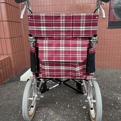 美品 ニッシン 介助式 車いす 後方ブレーキ 折りたたみ 赤 チェック 座面サイズ 幅40cm 車椅子 車イス nissin 日進医療器の画像