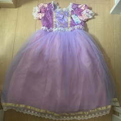新品　ラプンツェル風ドレス　130