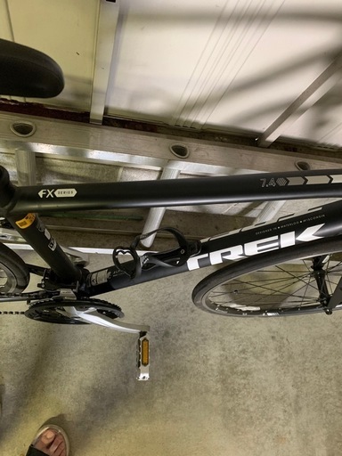 トレック　7.4fx クロスバイク　ロードバイク　自転車