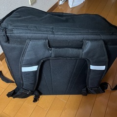 Uber eats リュックの画像