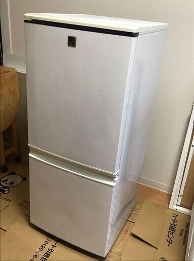 冷蔵庫　シャープSJ-14E2-KB