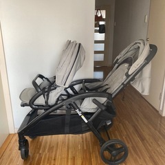2人乗り　双子ベビーカー　joie