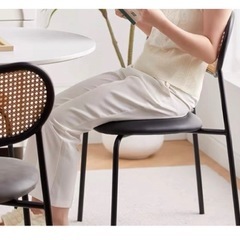 ラタンチェアの画像