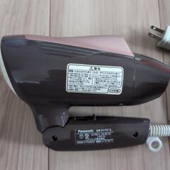 ヘアドライヤーの画像