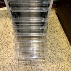 《売約済》【武蔵小山店】アバンテV2 レター&フロアケース A4 浅18段 AF-18 レターケース　フロアケース　スチールケース　書類入れ　ドロワー　オフィス家具 シルバーの画像