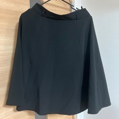 黒スカート