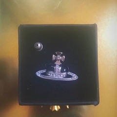Vivienne Westwood ピアス