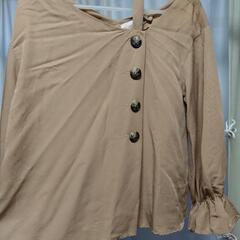 【トランテアンソンドゥモード】　セットアップ（ベージュ）の画像