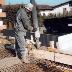 週払いOK👍日給18,000円〜💰20~60代活躍中💪建設スタッフ👷