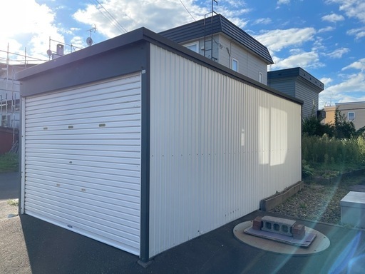 車庫　ガレージ　物置