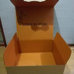 LOUIS VUITTON
ルイヴィトン
空箱