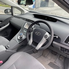 車検２年付き トヨタプリウスLの画像