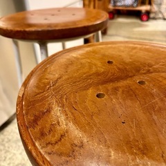 【池上店】【【～4/14限定SALE！店内全品20%お値引き！】在庫2点→1点　オールドメゾン　old Maison チーク　スツール　teak wood stool iron industrial vintage antique アイアン　インダストリアル　木製　無垢材　無垢　の画像