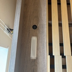 コイルマットレス付属ダブルベッドフレーム　二口コンセント、照明付きの画像