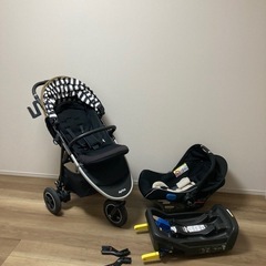 ベビーカー　チャイルドシート　トラベルシステム　アップリカの画像