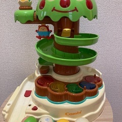 コンビ 光るコロコロの木 くるくるチャイム 知育玩具