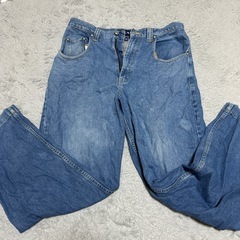 カールカナイ　デニムパンツ