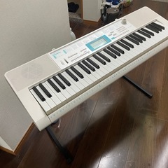 電子ピアノ