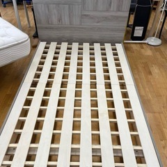 超美品　大塚家具　スタイリッシュなベットフレームSDセミダブル