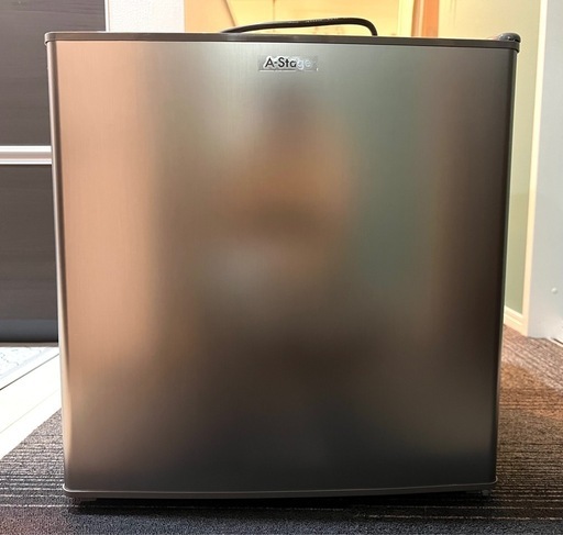 新品未使用　 小型冷凍庫