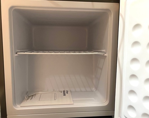 新品未使用　 小型冷凍庫　