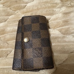 ルイヴィトンLOUIS VUITTON キーケース　ダミエ